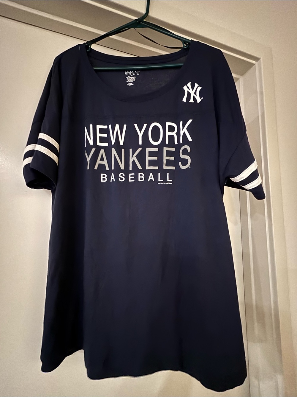 New York Yankees Navy Baseball Tee